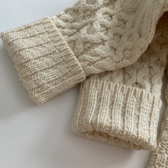 Aran Crafts Women’s Short Cardigan Irish Merino Wool Oversized Size XS - Picture 10 of 16